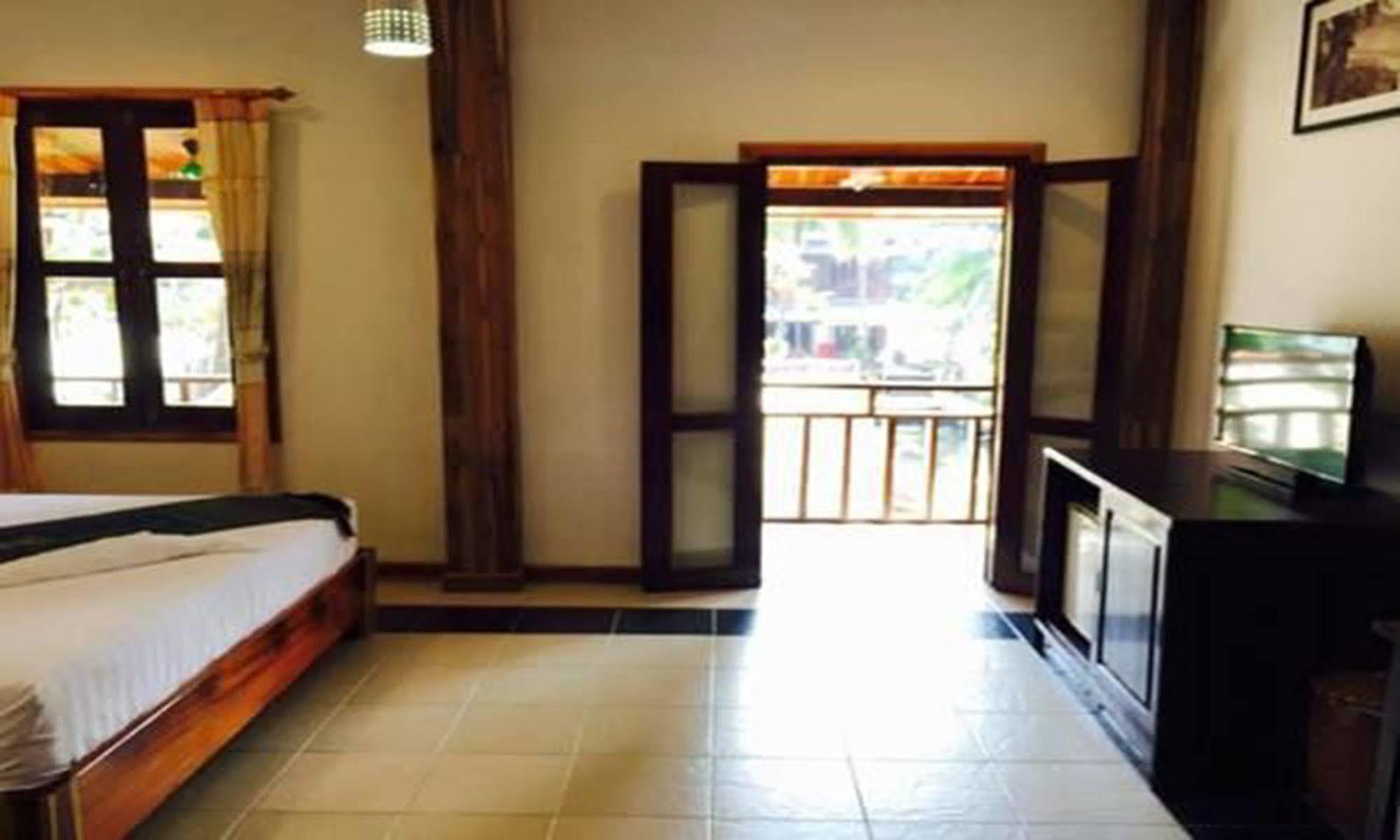Luang Prabang Oasis Hotel 外观 照片